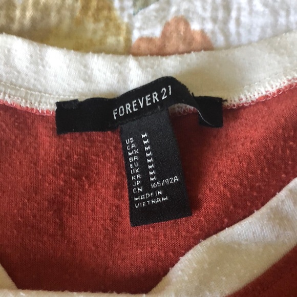 Forever 21 burnt orange t—shirt - Picture 3 of 3